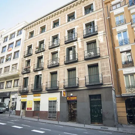 Centrico Plaza Espana - Gran Via V Madrid Exterior photo